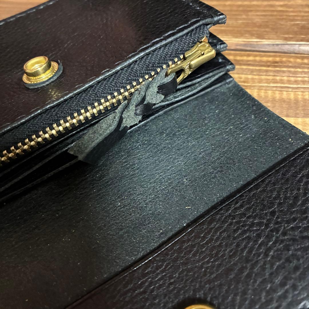 ショートトラッカーウォレット ネブラスカブラック　クロスボールコンチョ