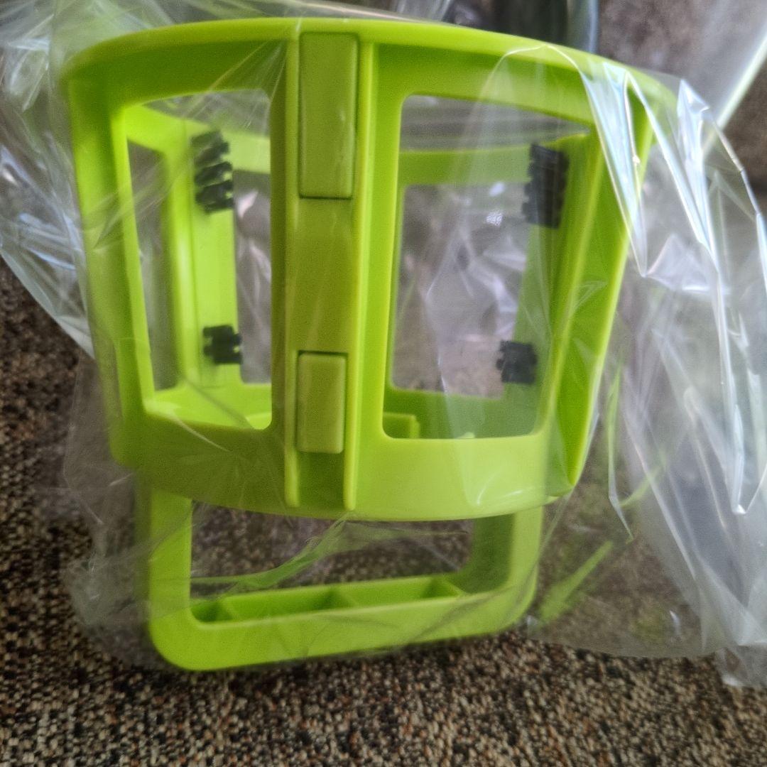 クビンスホールスロージューサーEVO-800VG　　説明書付き　美品❣️