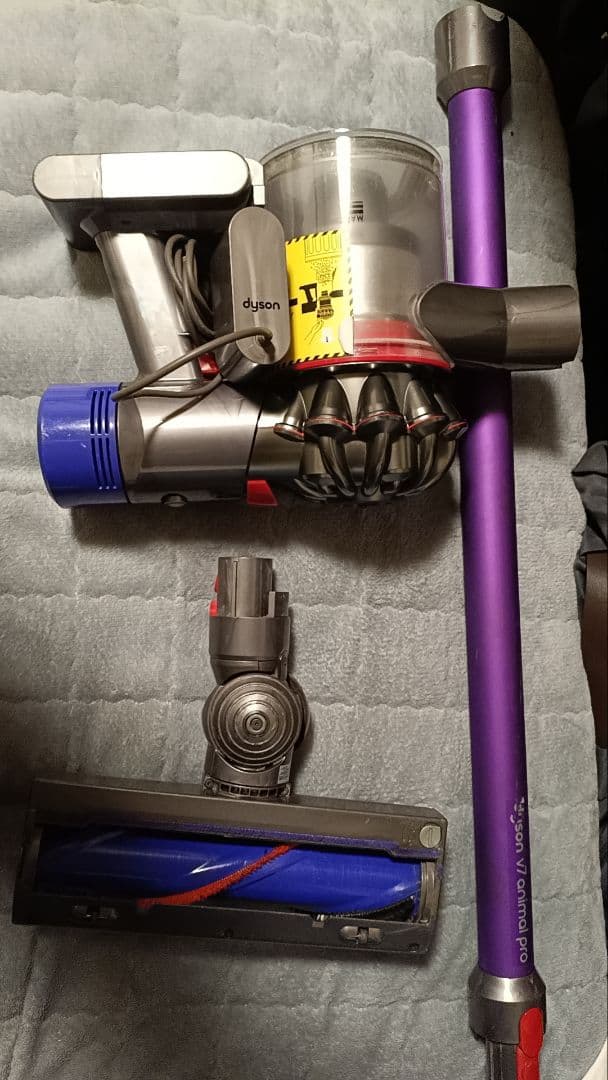 ​【美品・フルセット】ダイソン Dyson V7 SV11 動作確認済
