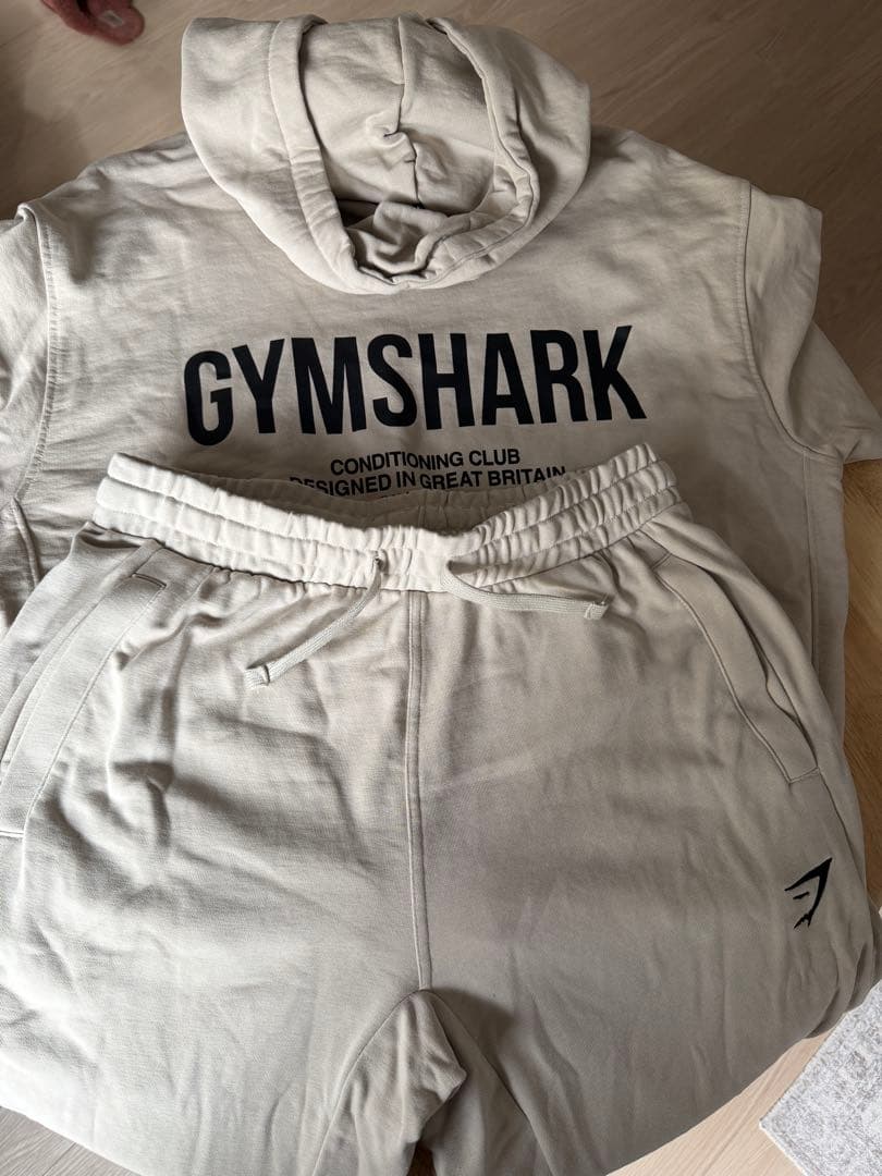 約2万円相当  フード付きスウェットセットアップ ベージュ