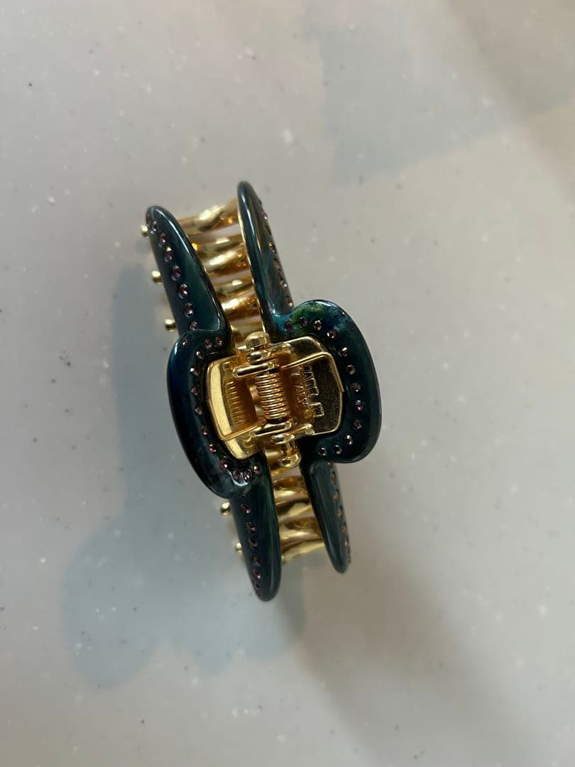 最終価格22日まで　acca（アッカ）クリップLスワロフスキー付き