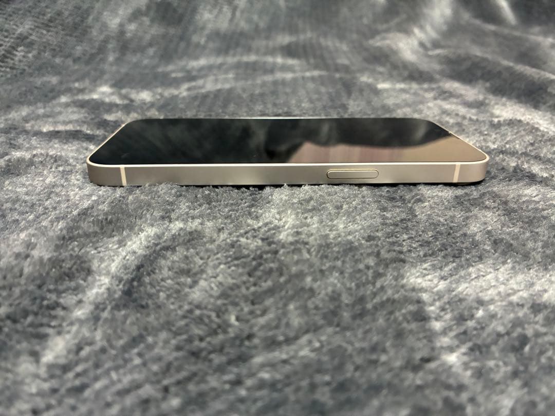 Apple iPhone 14 128GB ホワイト 本体とケーブル※値下不可※