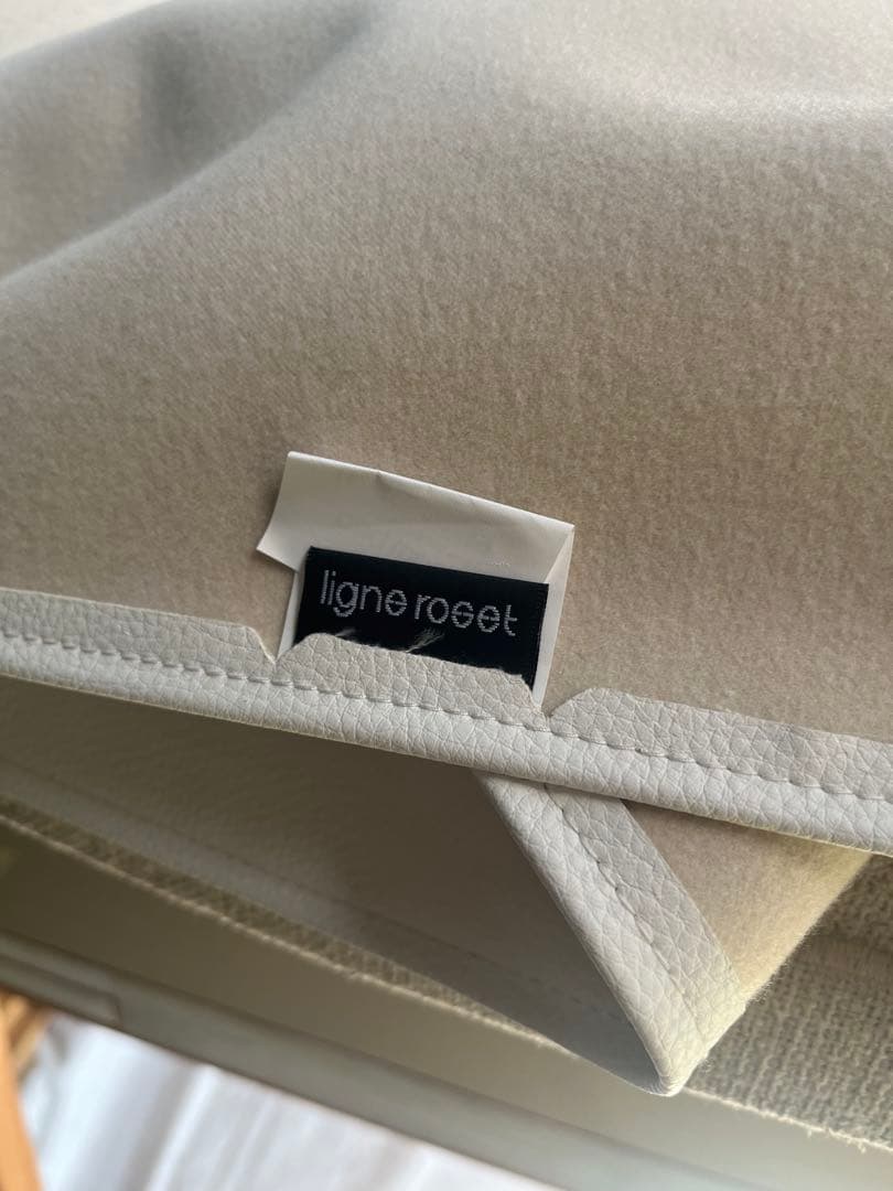 ligne roset（リーン・ロゼ） CALIN（カラン）1人掛けソファ