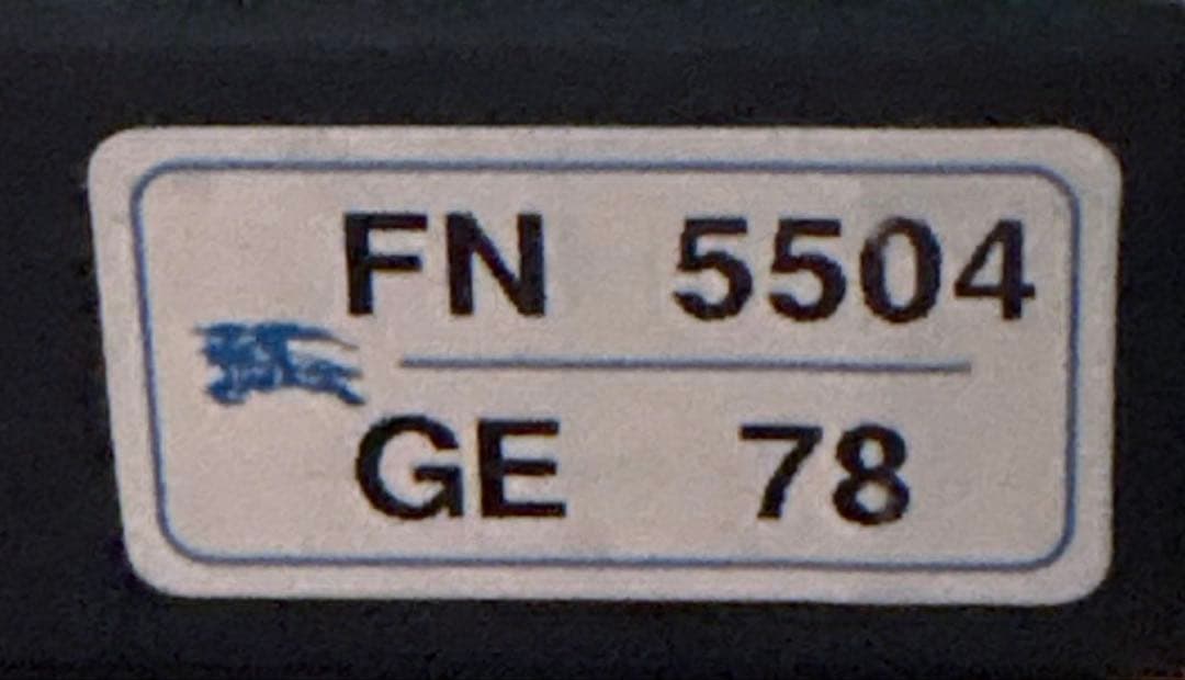 Burberry キーケース FN5504 GE78カーキ