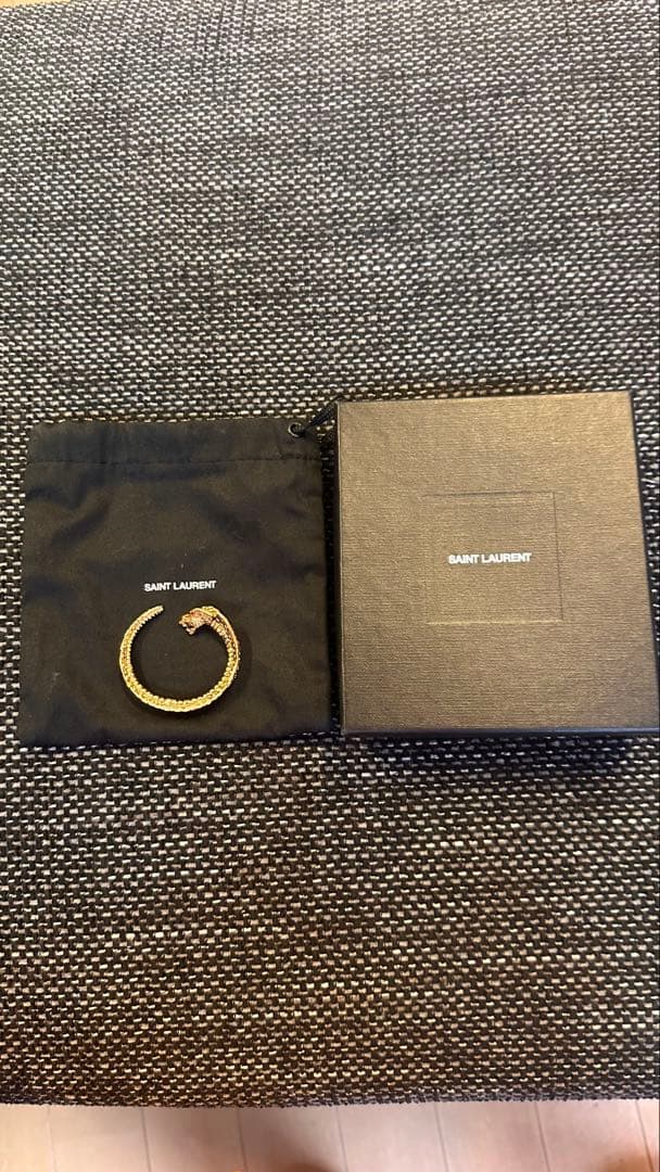 サンローラン　ピアス