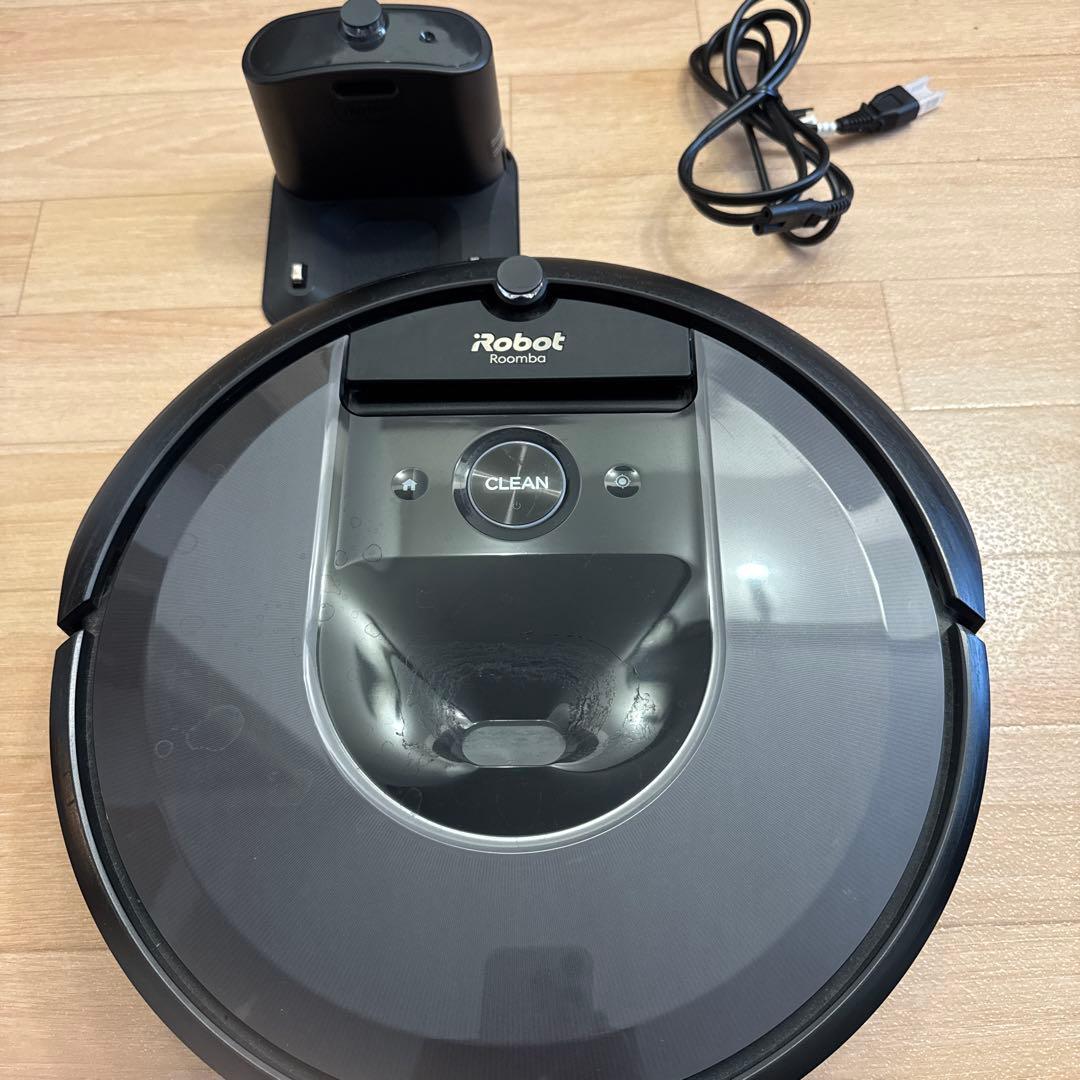 iRobot Roomba i7 本体 充電ドック付き フィルターなし
