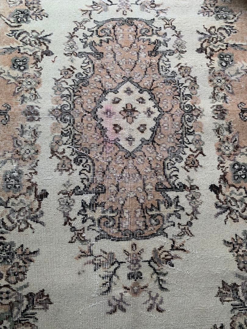 超バーゲン価格！ボタニカル208×120 ペールオレンジ　トルコヴィンテージラグ