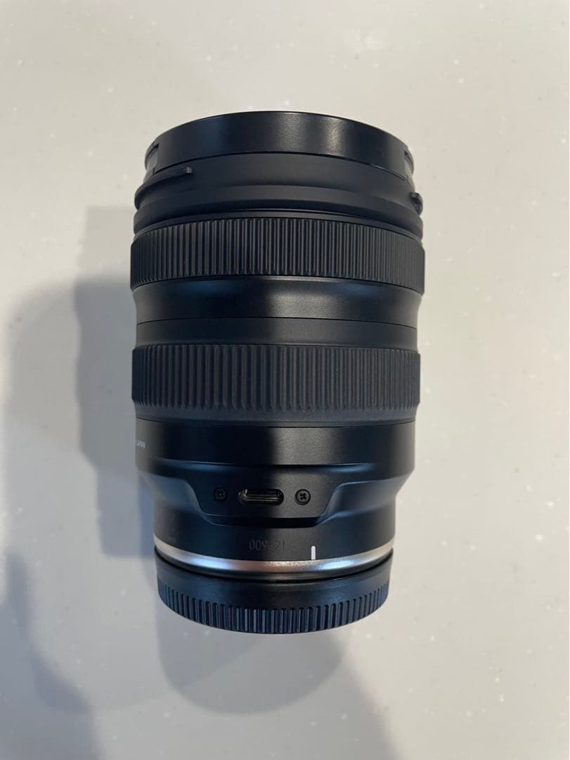 TAMRON 20-40 F/2.8 Di III VXD ソニーE