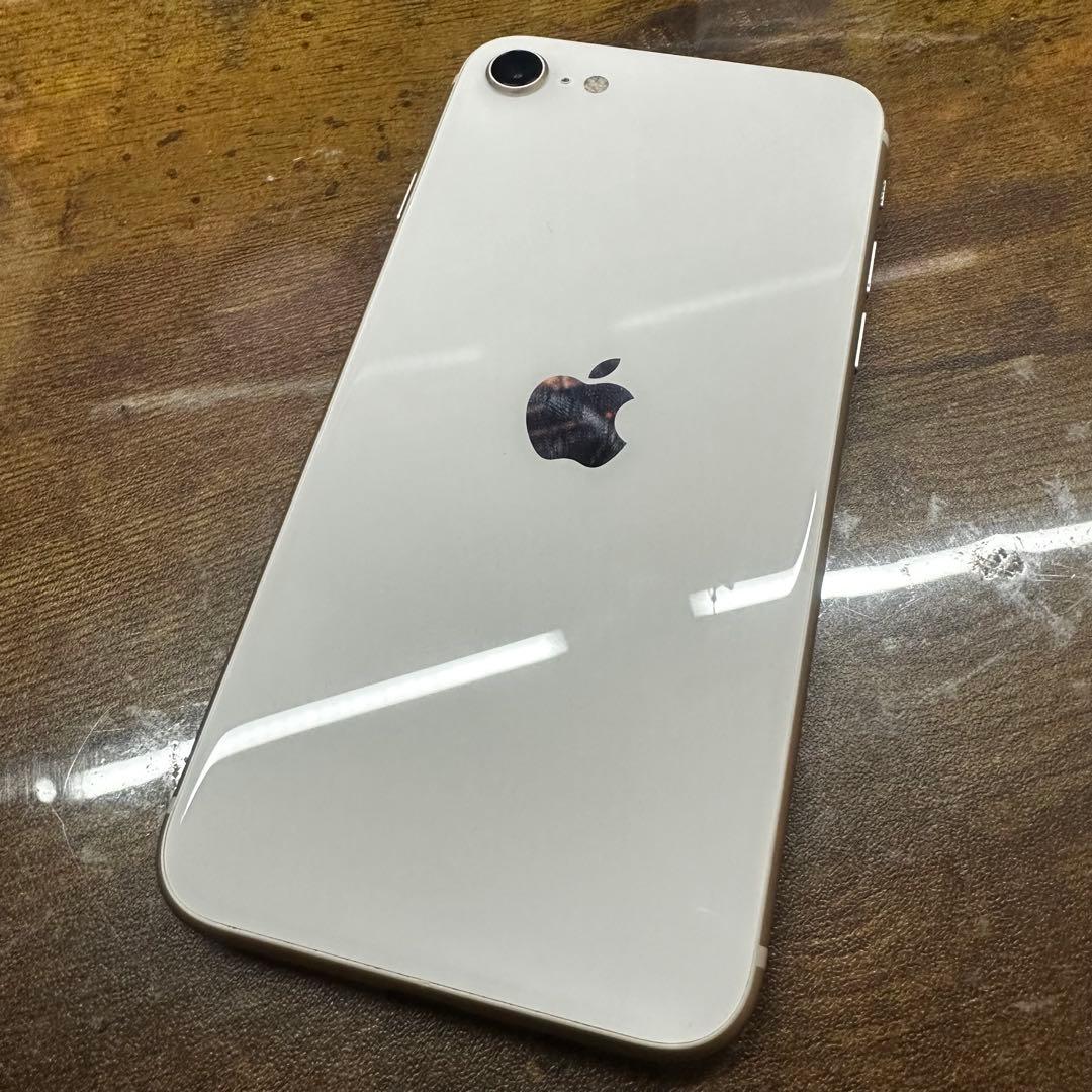 iPhone SE (第3世代) スターライト64GB SIMフリー
