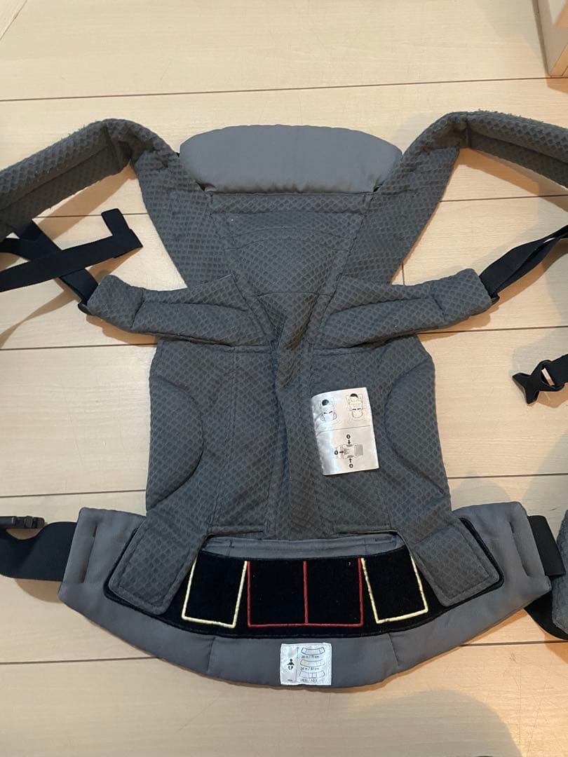 エルゴベビー　オムニブリーズ　グラファイトグレー