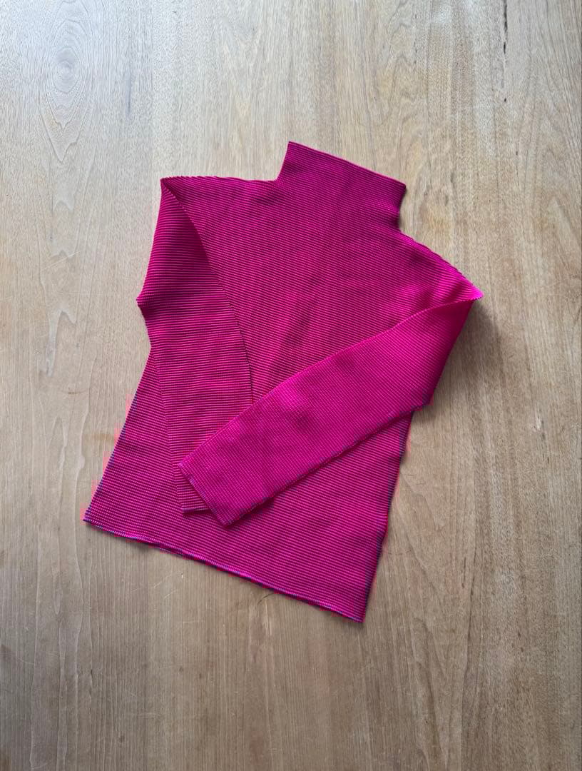 【イッセイミヤケ】me カットソー　ピンク