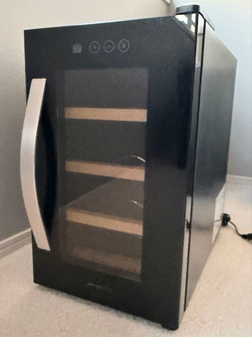 <2021年製> デバイスタイル　ワインセラー　CE-8W