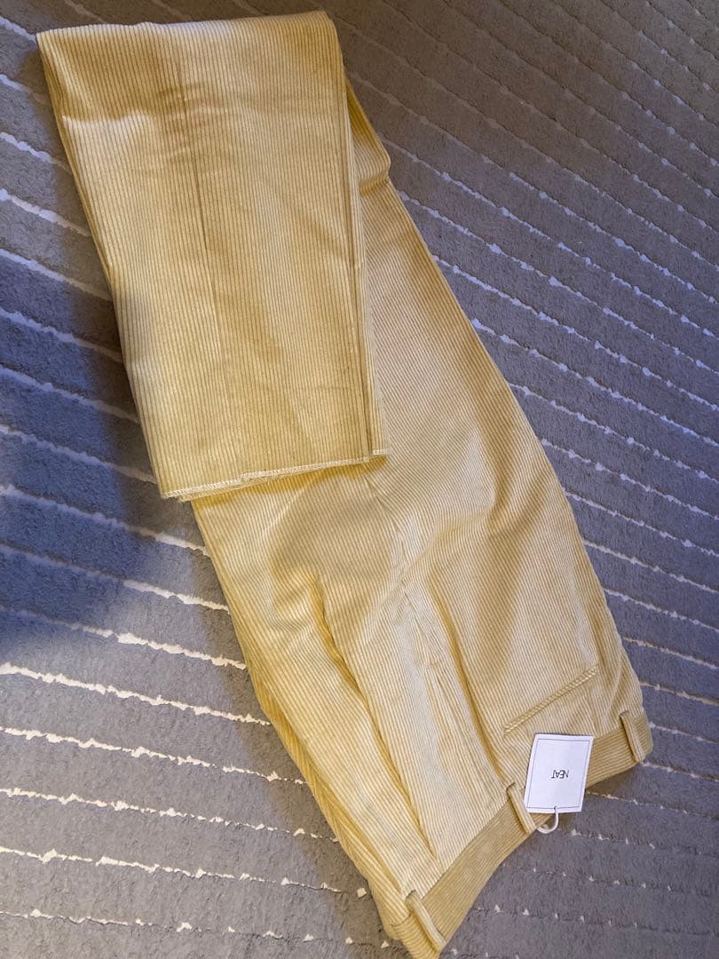 【新品】NEAT ベージュ コーデュロイスラックス