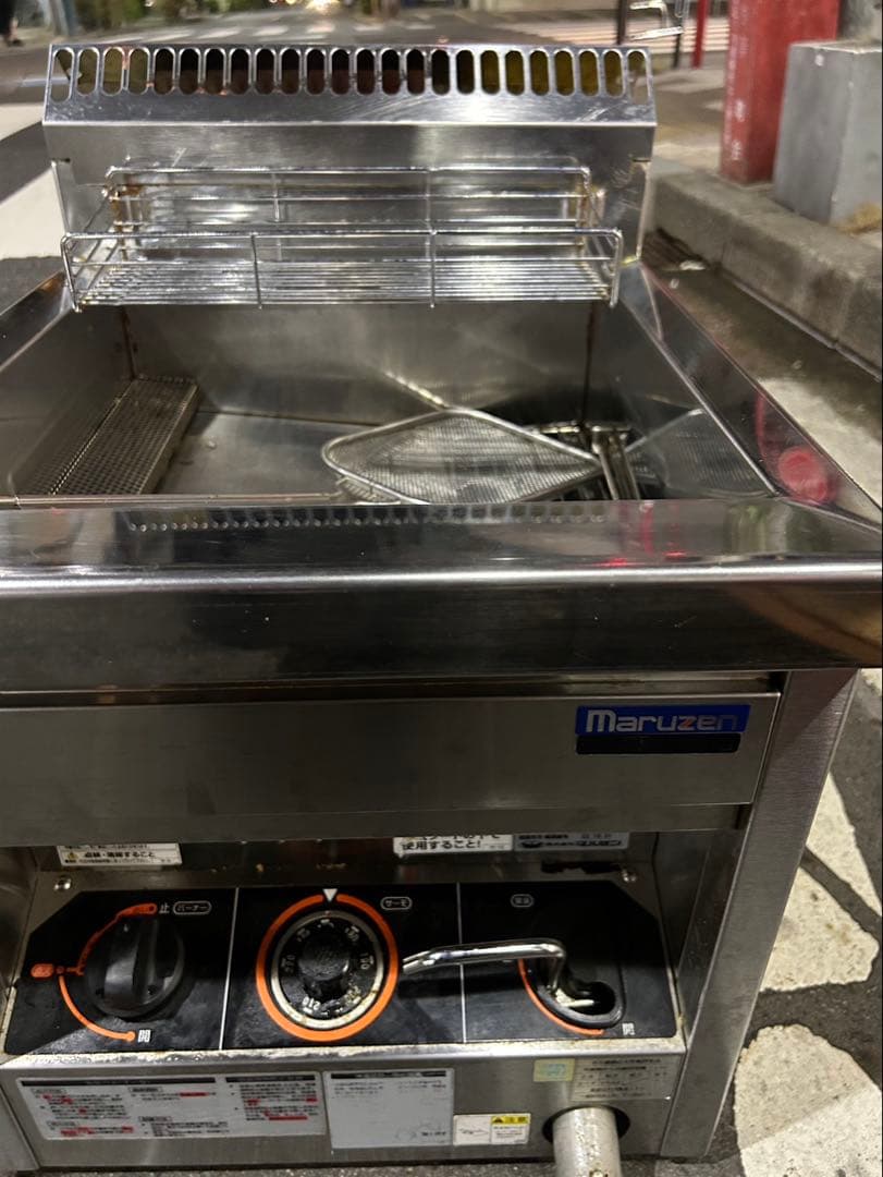 2022年製 マルゼンガスフライヤー都市ガス　卓上　油量12L　MGF-12TJ