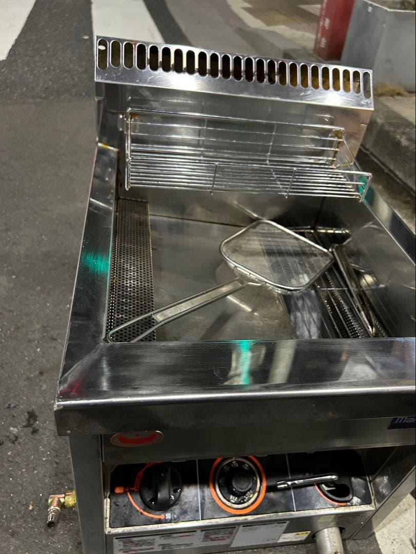 2022年製 マルゼンガスフライヤー都市ガス　卓上　油量12L　MGF-12TJ