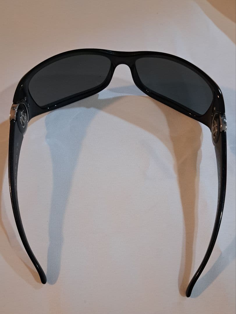 CHANEL　サングラス　ブラック