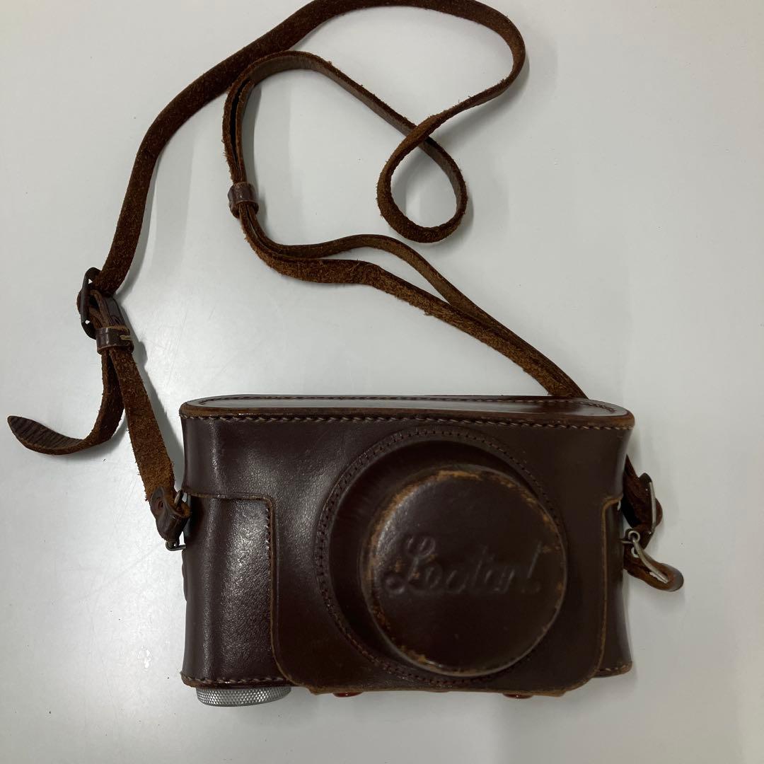 Leotax Camera Co., Ltd.製のレンジファインダーカメラ