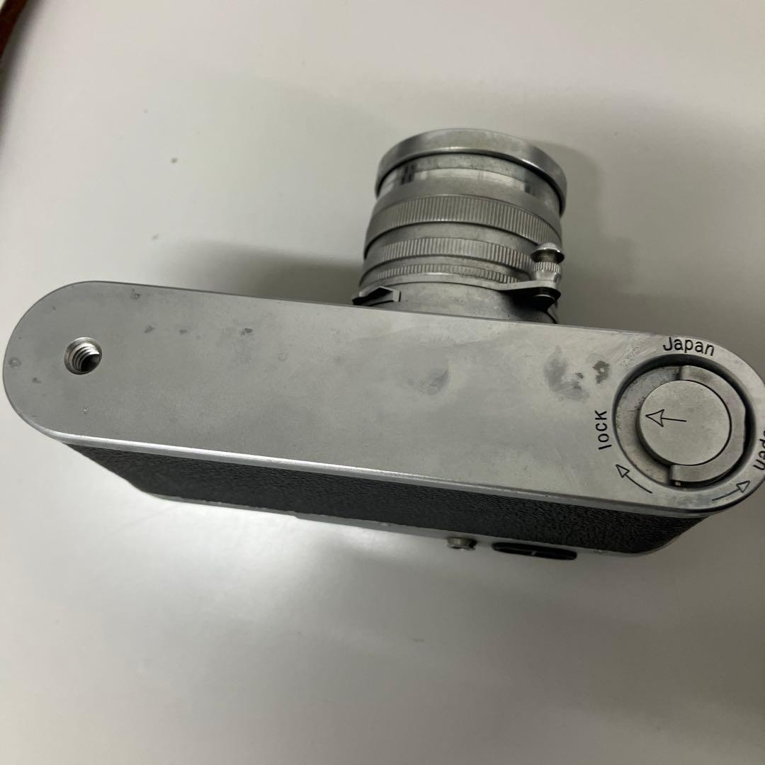 Leotax Camera Co., Ltd.製のレンジファインダーカメラ