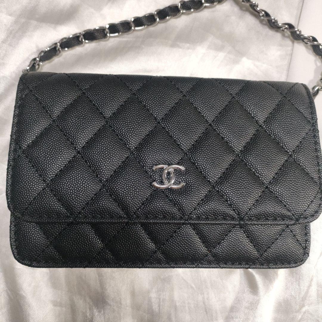 シャネル ショルダーバッグ シルバー ノベルティ