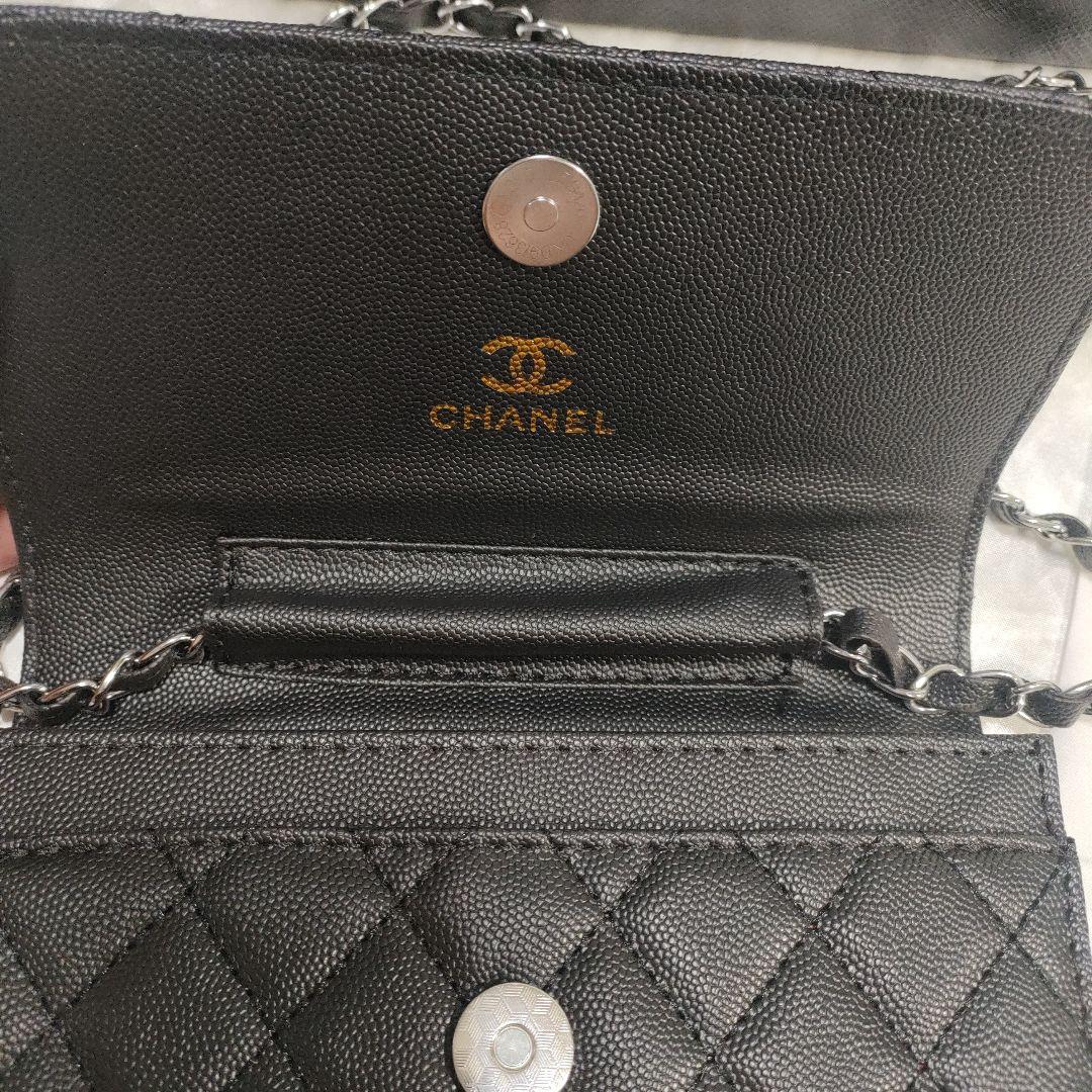 シャネル ショルダーバッグ シルバー ノベルティ