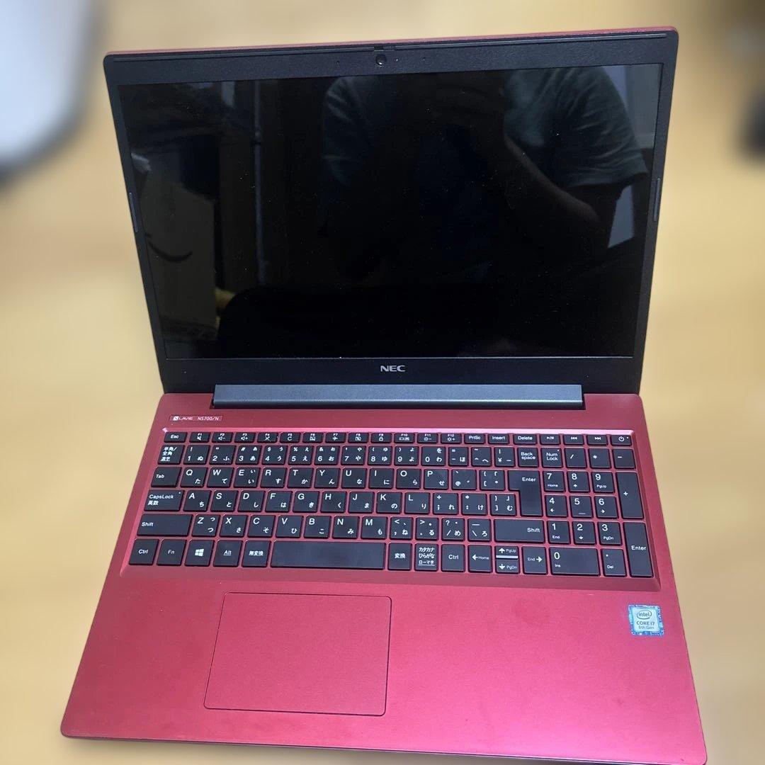 ノートパソコンPC-NS700NAR充電できません。電源つきません。