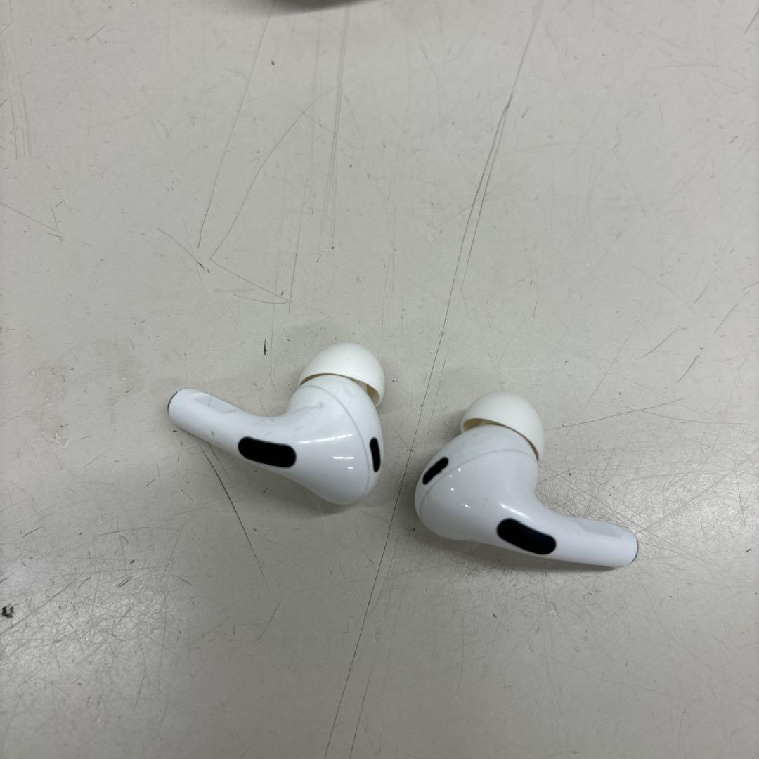 B5437 AirPodsPro 第2世代/動作確認済み　Type-C