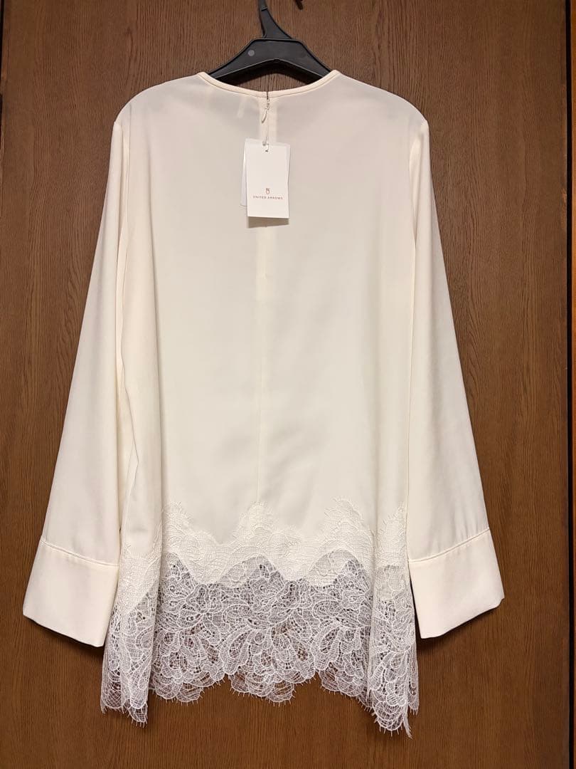【新品】UNITED ARROWS ・バックサテン レースコンビ ブラウス