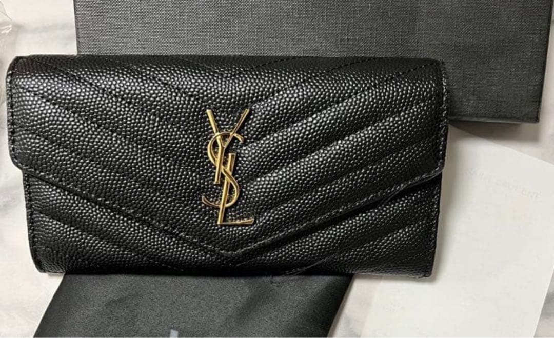 YSL ブラック キルティング長財布