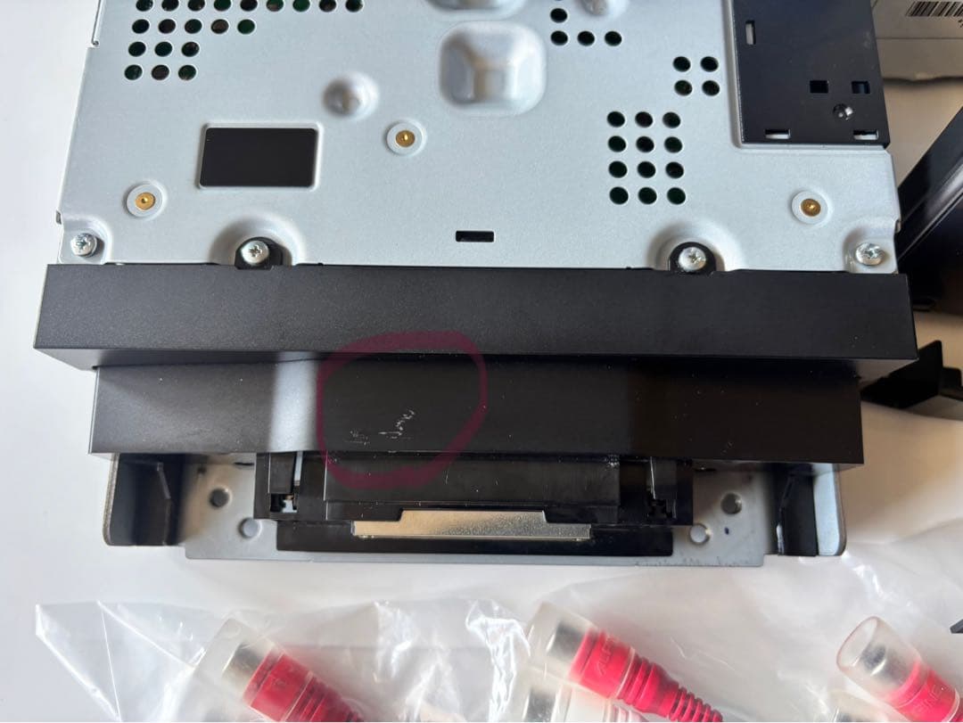 アルパインDAF9Z ディスプレイオーディオ　9インチ　中古