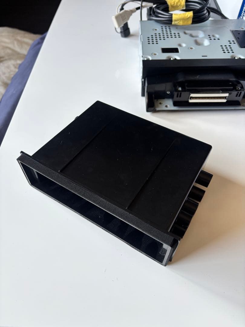 アルパインDAF9Z ディスプレイオーディオ　9インチ　中古