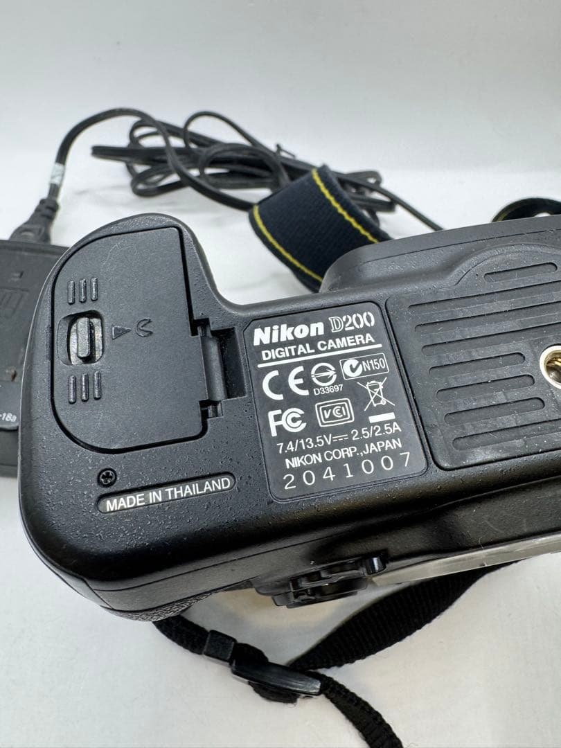 Nikon D200 デジタル一眼レフカメラ