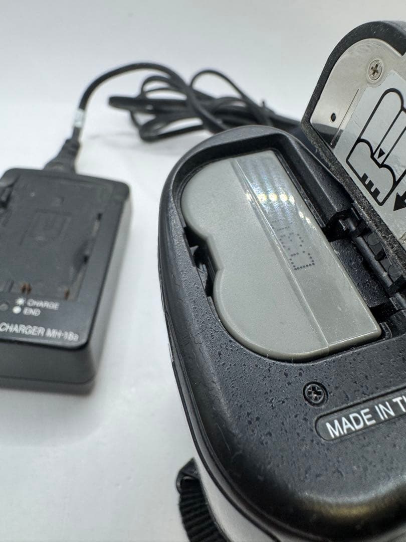 Nikon D200 デジタル一眼レフカメラ