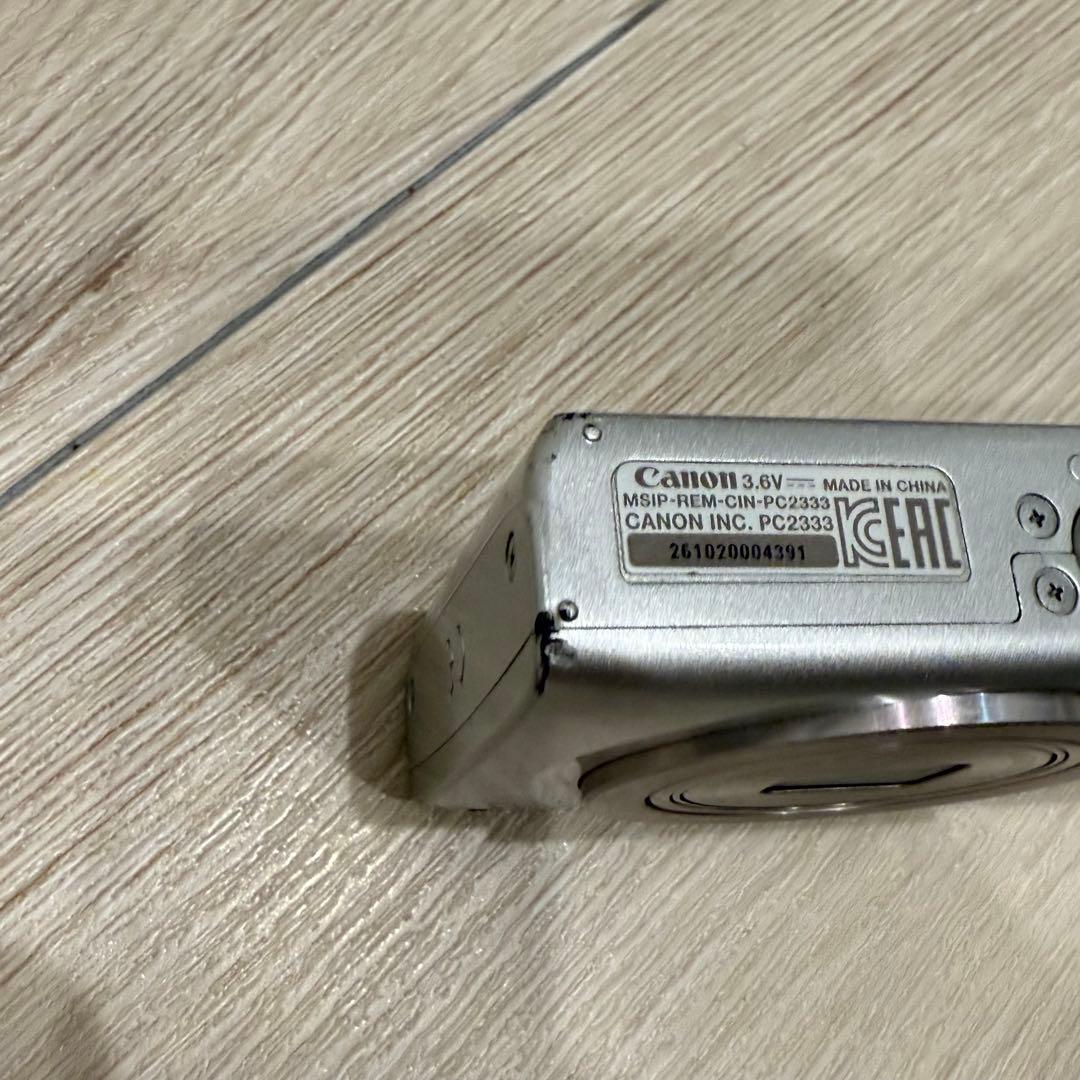 【箱付き】Canon IXY 200 デジタルカメラ　キャノン