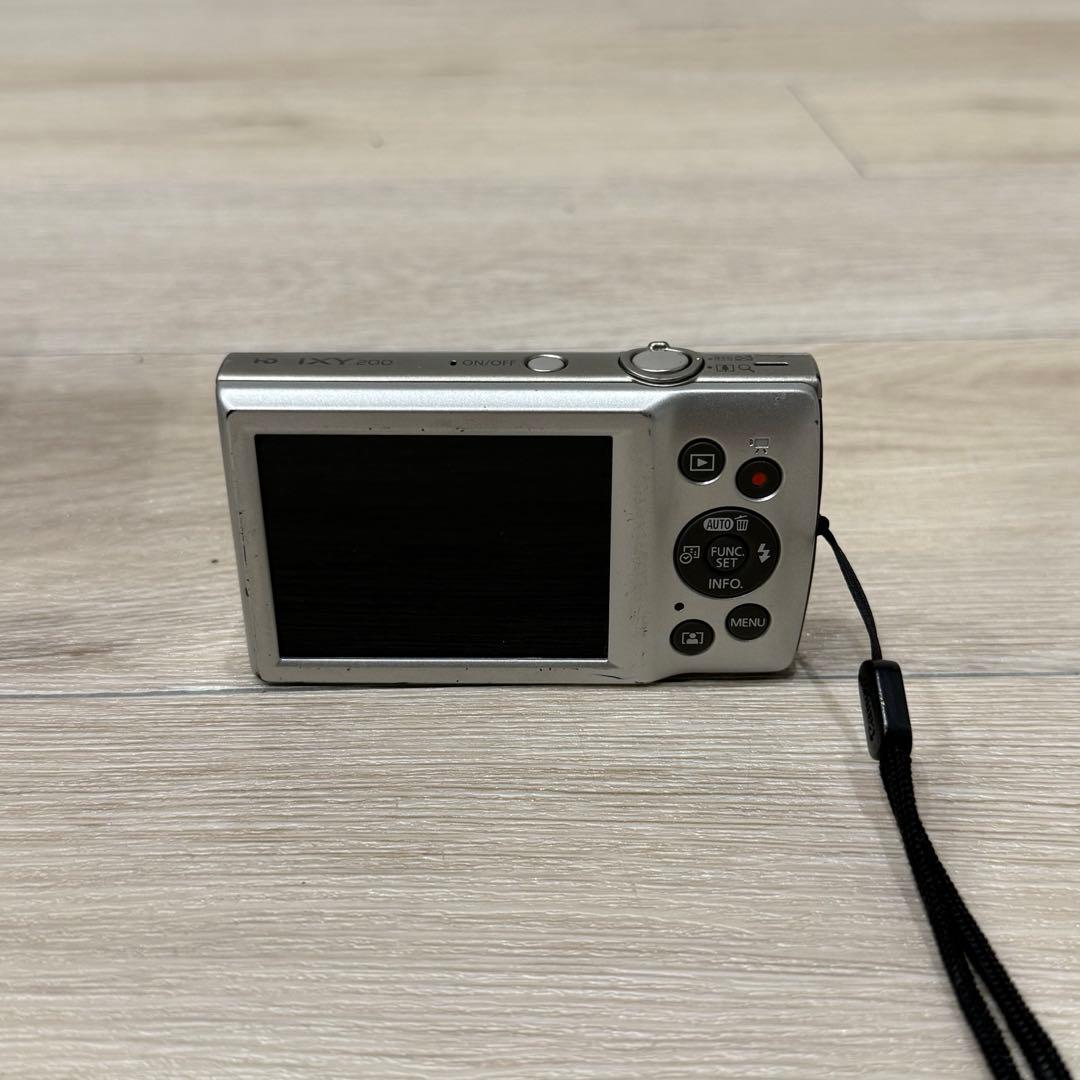 【箱付き】Canon IXY 200 デジタルカメラ　キャノン