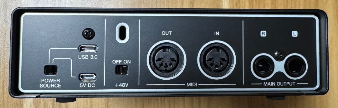 ＜新品同様＞YAMAHA URX22C オーディオインターフェイス