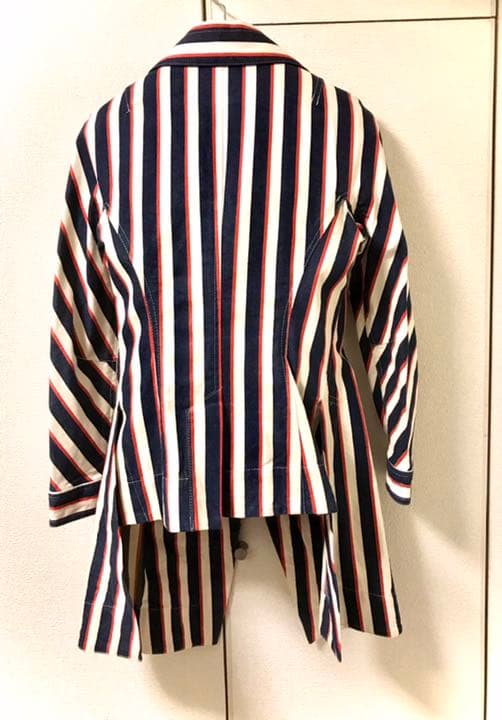 お値下しました❤️美品❣️2008年製ヴィヴィアンウエストウッド⭐️パンクなジャケット