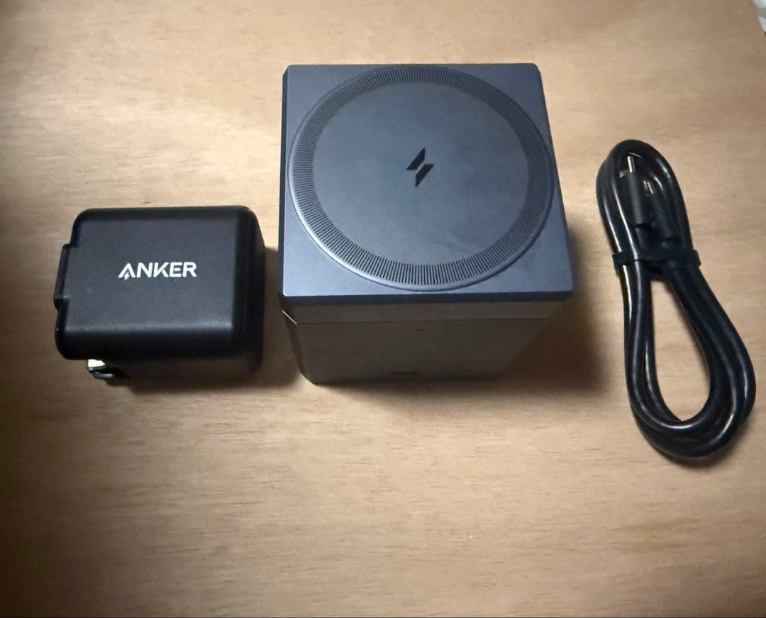 【美品動作OK】Anker 3-in-1 Cube with MagSafe