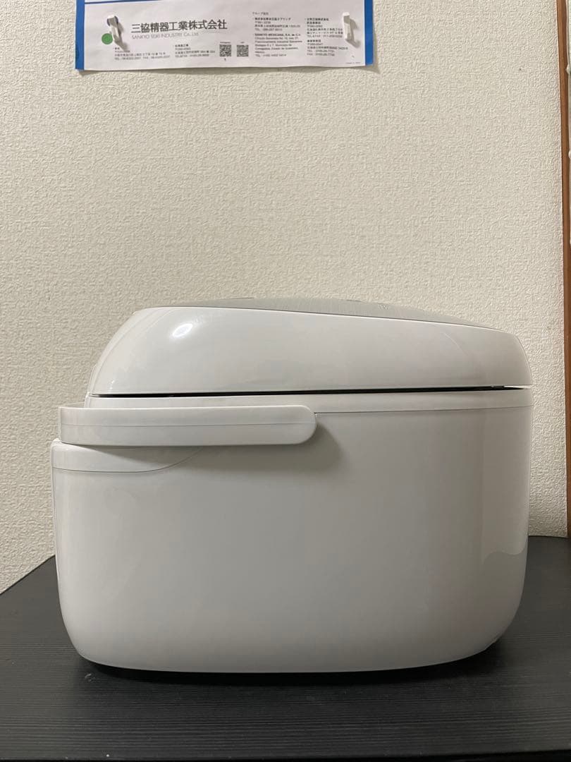 TOSHIBA 圧力IHジャー炊飯器 RC-10VRN(W)