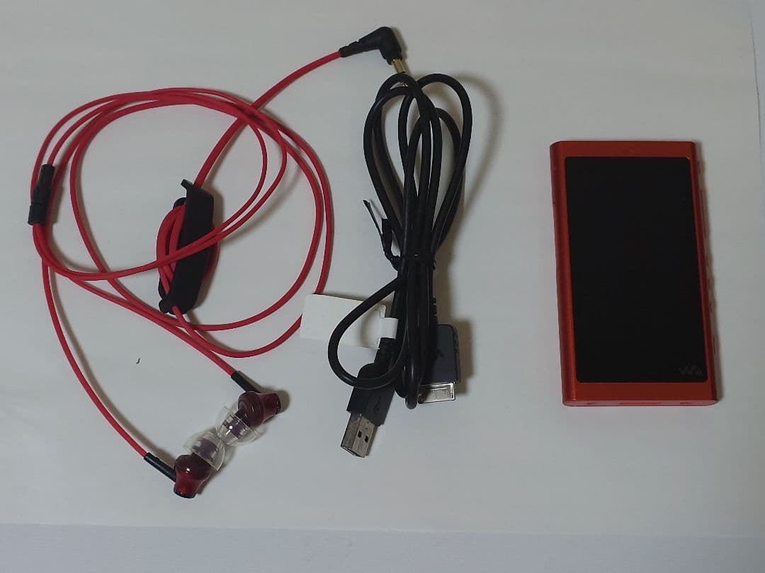 Sony ウォークマン 赤色 イヤフォン付き