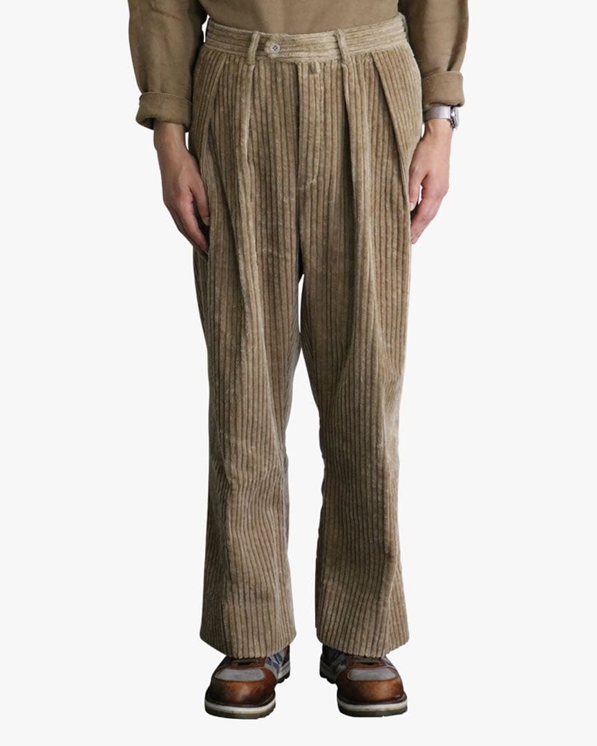 NEAT ジャンボコーデュロイ ワイドパンツ ベージュ　サイズ44