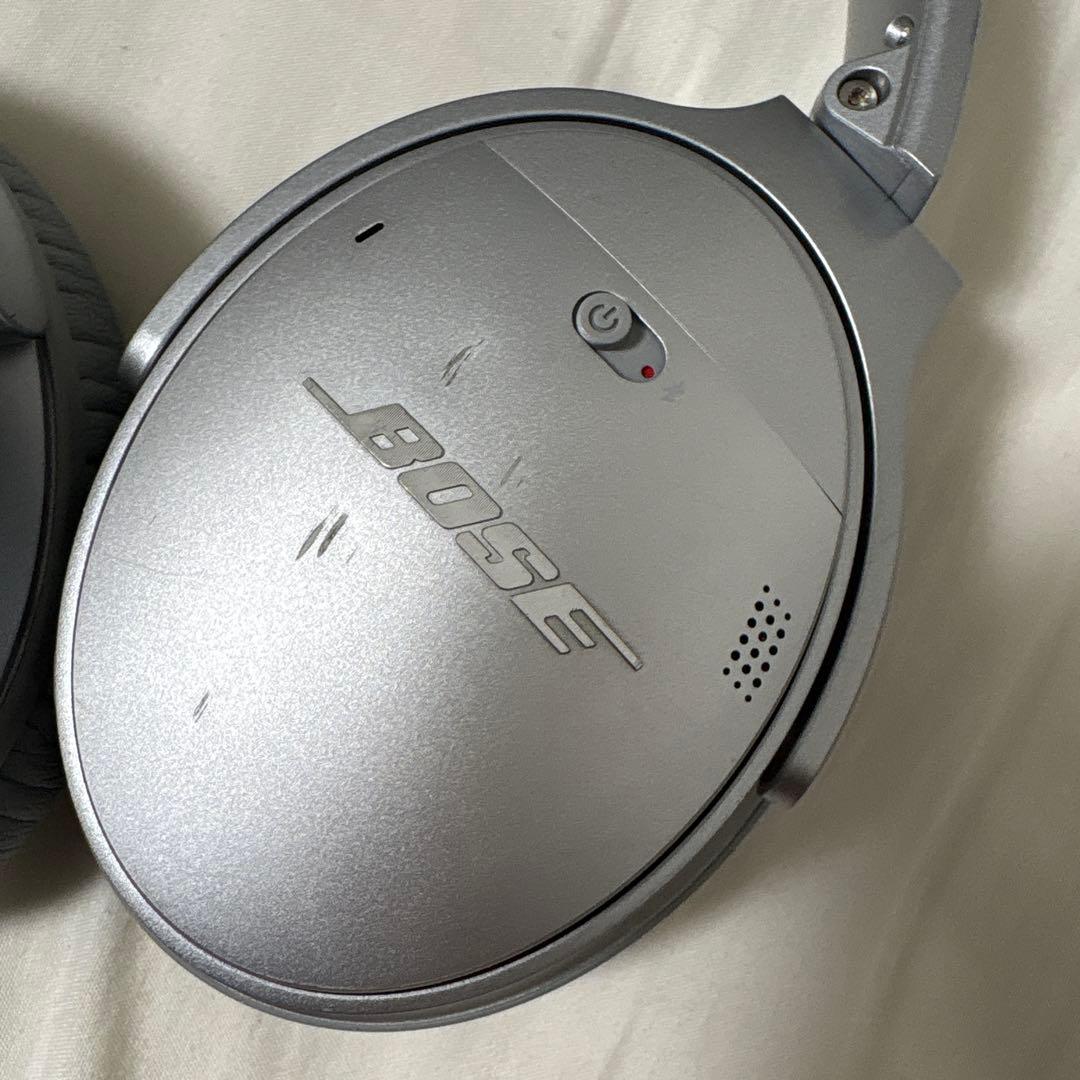 Bose quietcomfort 35 シルバー　ワイヤレスヘッドホン