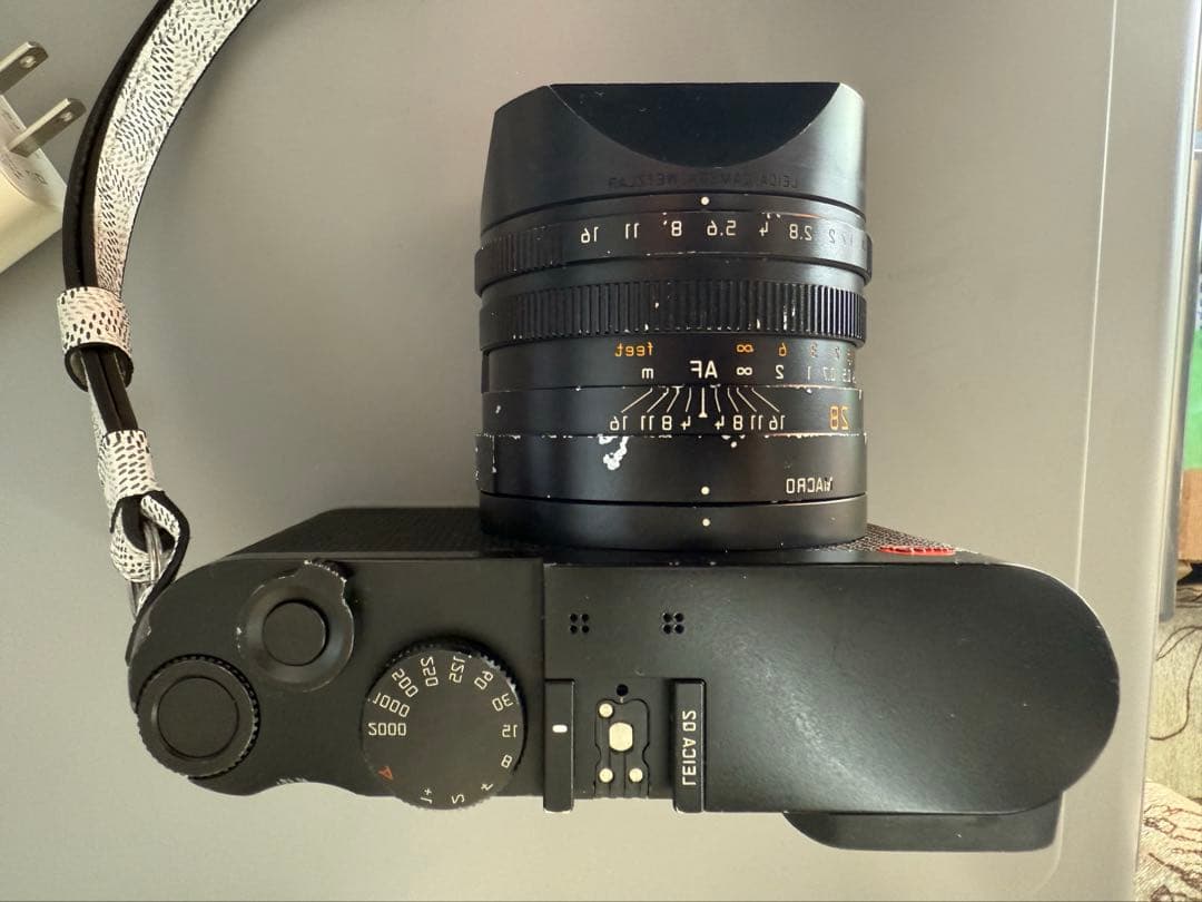 Leica Q2 コンパクトデジタルカメラ