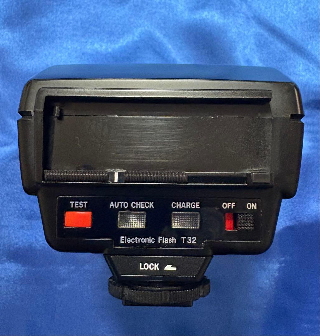 【美品】　OLYMPUS オリンパス　OM10 シルバー　一眼レフカメラフイルム