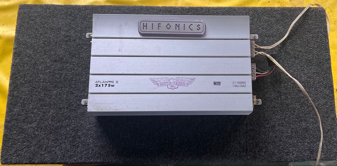 CAPSULE. CORPORATION. スピーカー フラットパネルデザイン