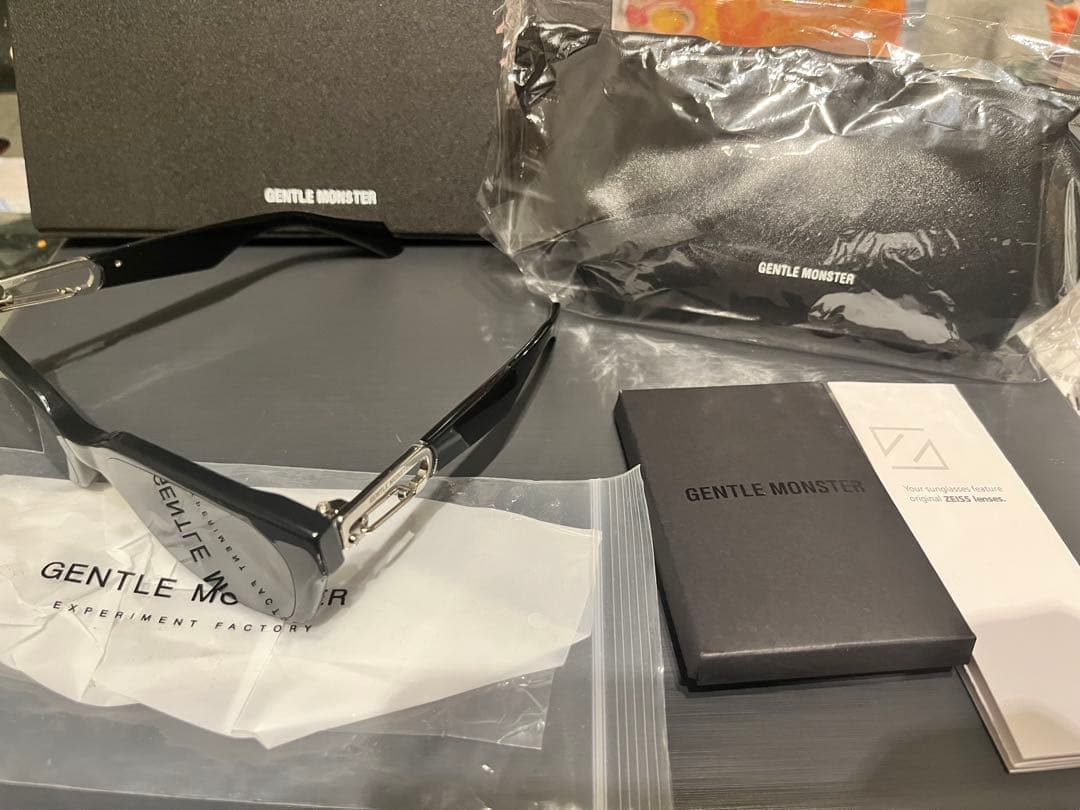 GENTLE MONSTER AMBUSH サングラス