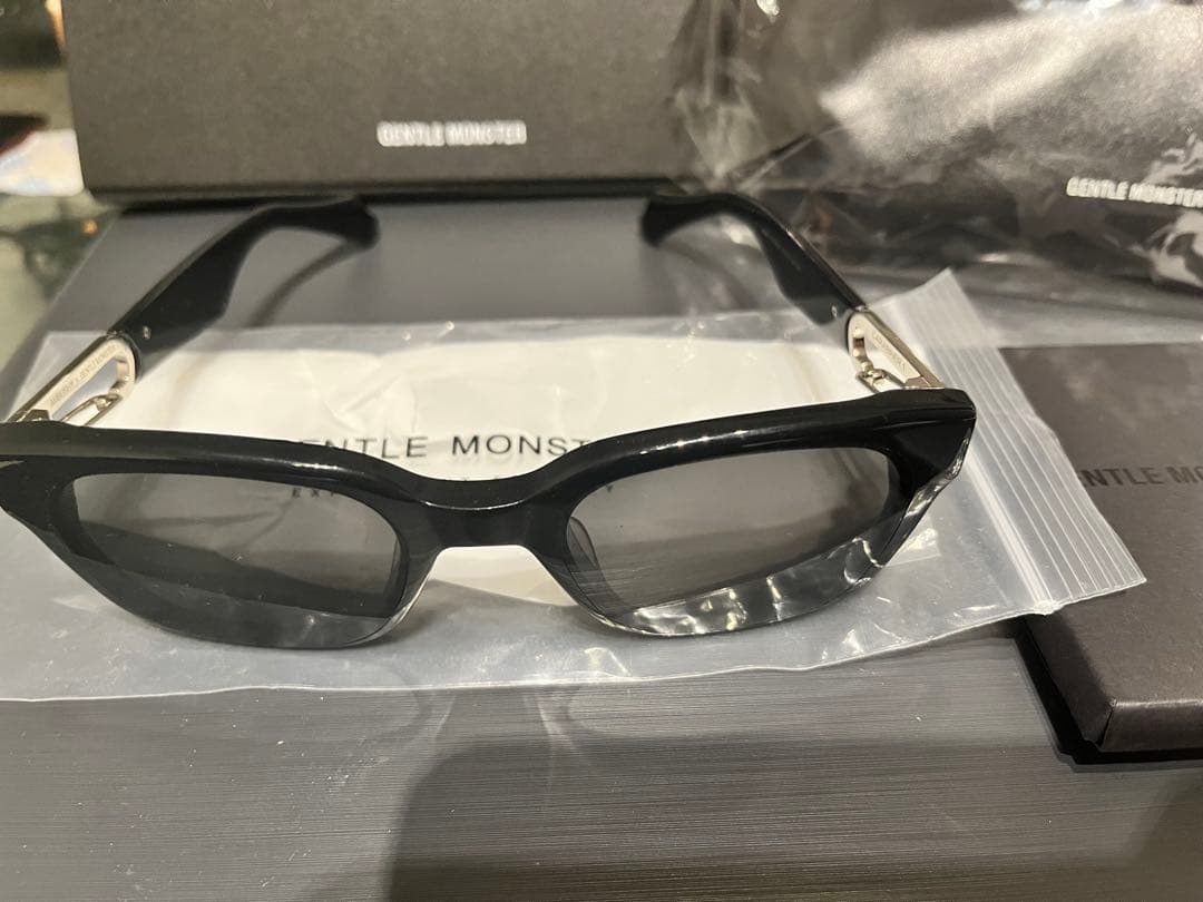 GENTLE MONSTER AMBUSH サングラス