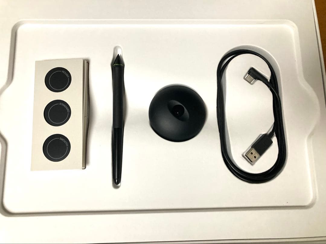 Wacom Intuos Pro Medium ブラック