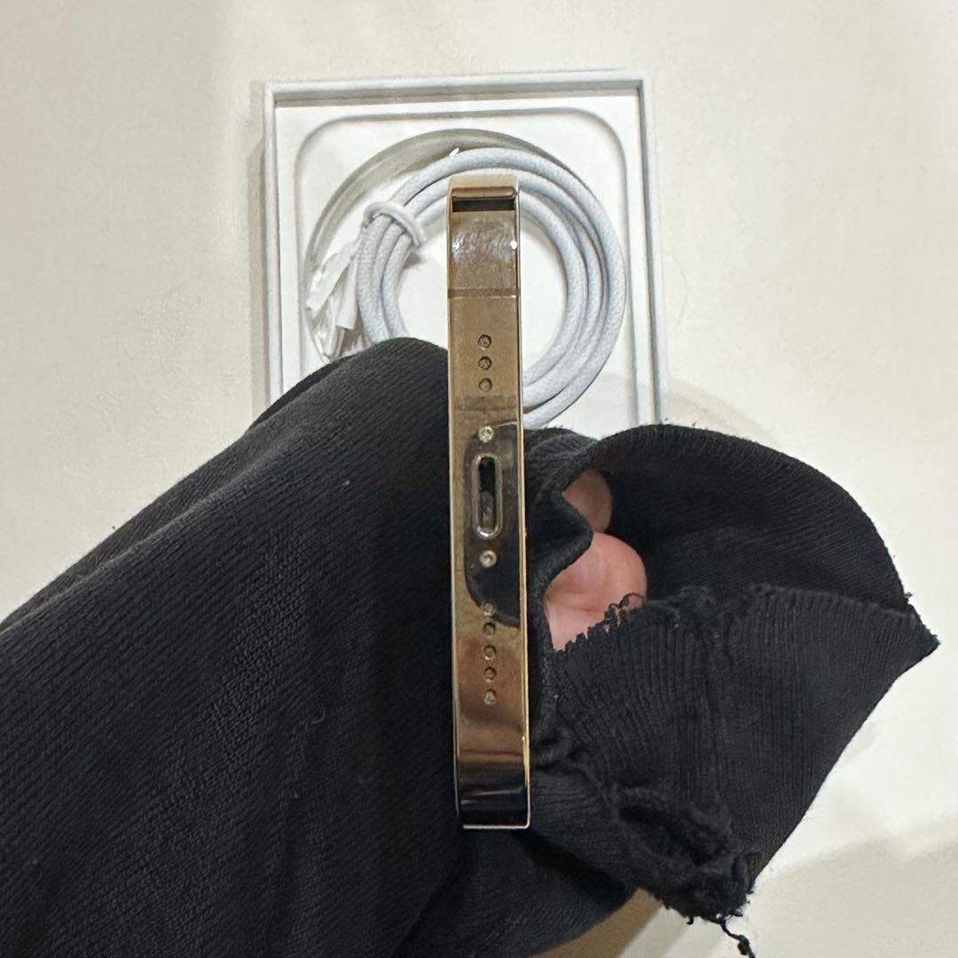 iPhone 13 Pro ゴールド 128GB（値下げ中）