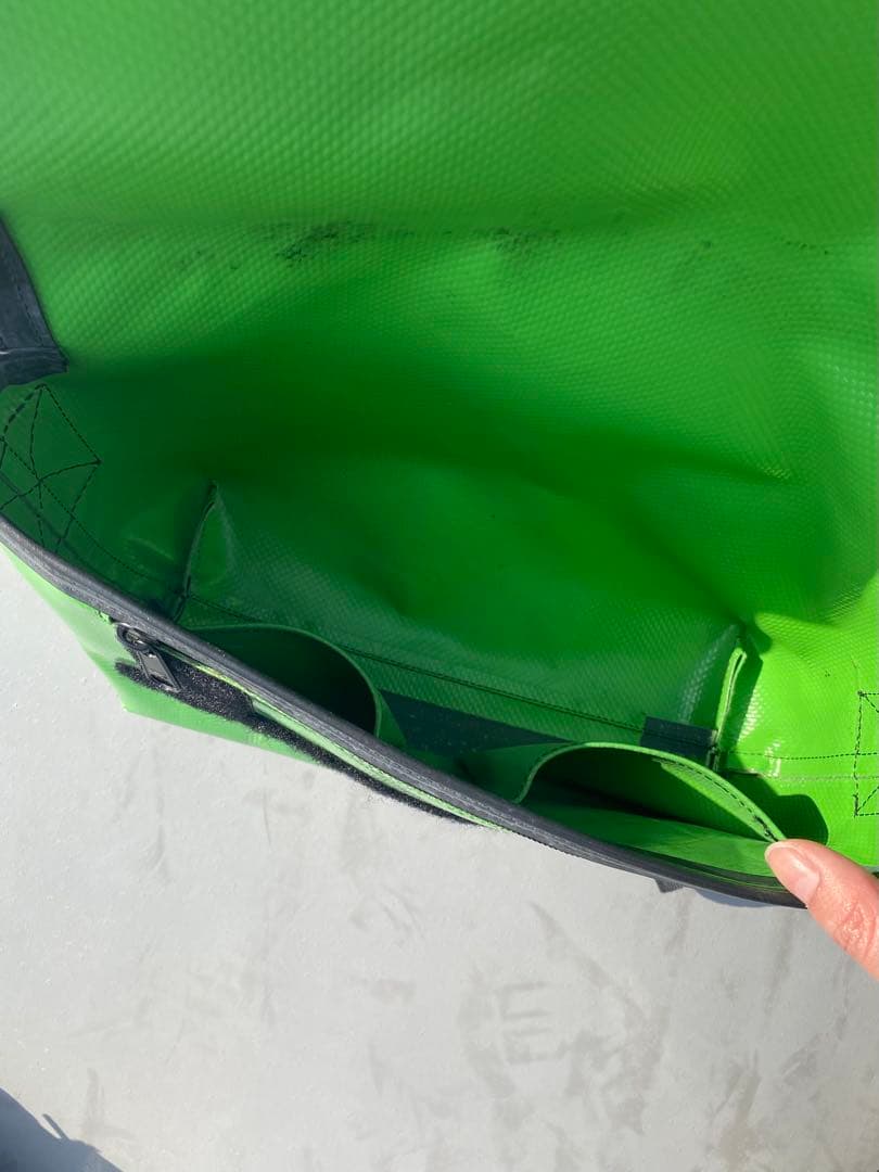 FREITAG メッセンジャーバッグ グリーン