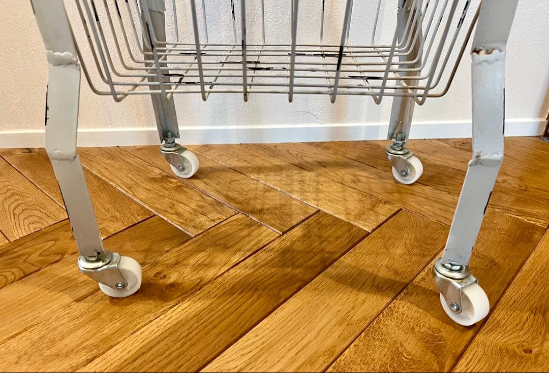 【シャビー キャスターワゴン／アイアンワゴン】